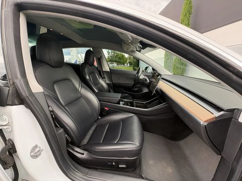 Used 2018 Tesla Model 3 Long Range RWD image 23