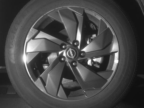 Used 2025 Nissan Rogue SV FWD image 13
