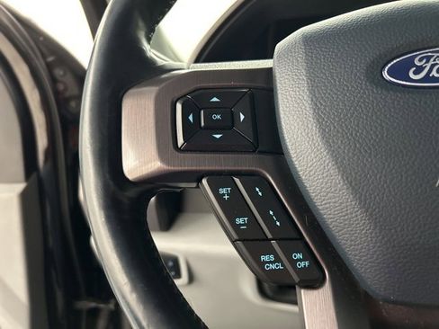 Used 2022 Ford F350 Limited image 10