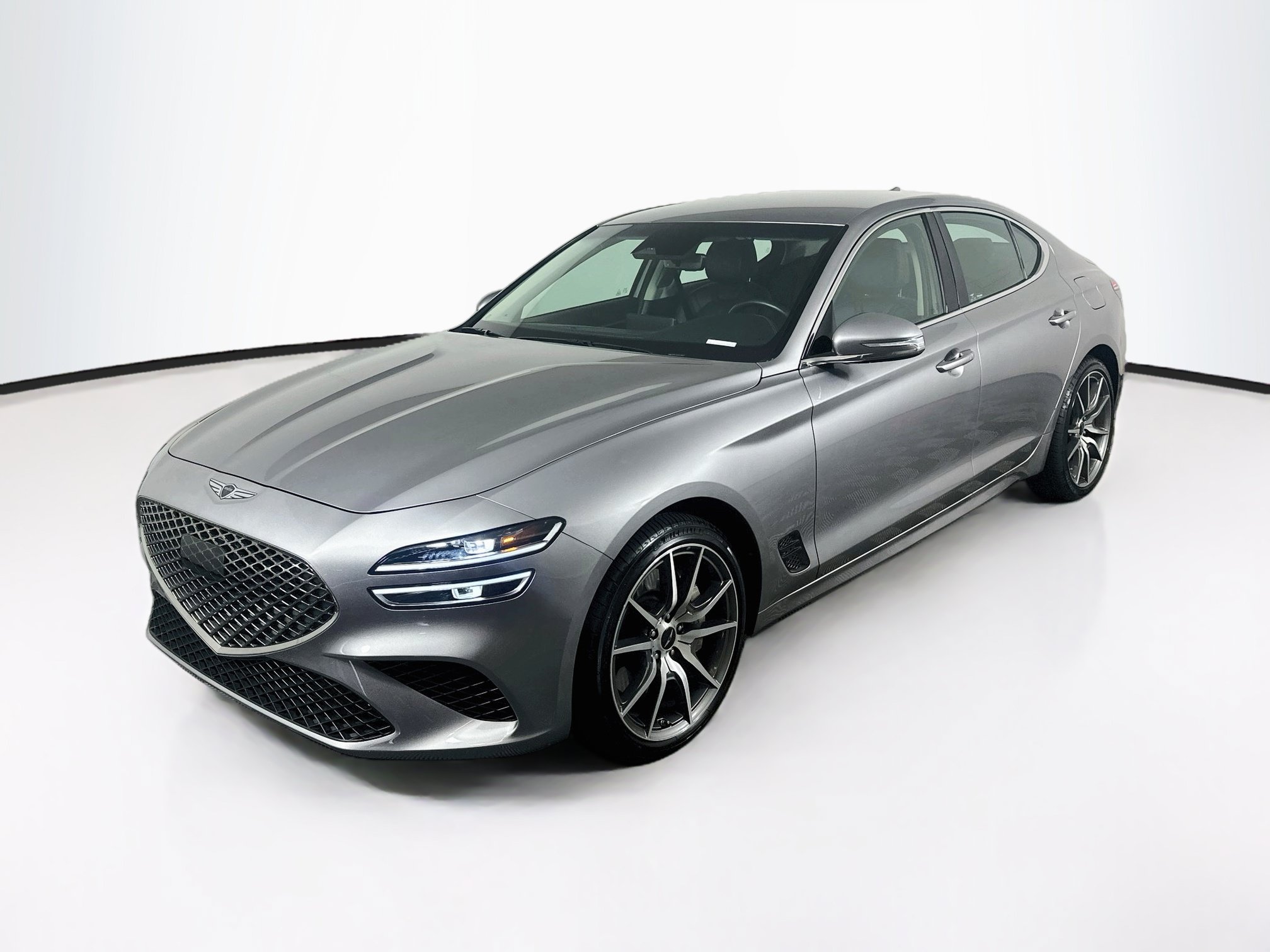 Used 2026 Genesis G70 2.5T RWD image 3