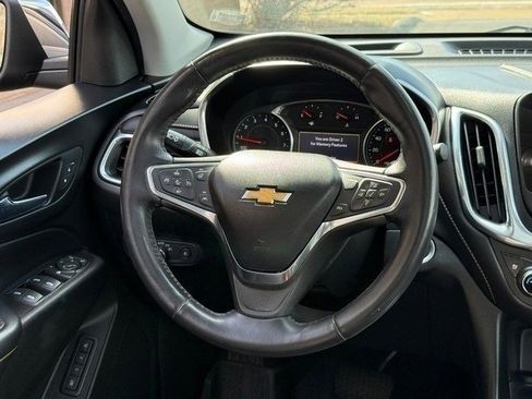 Used 2019 Chevrolet Equinox Premier image 13