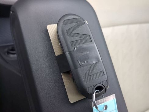 Used 2025 MINI Cooper S image 34