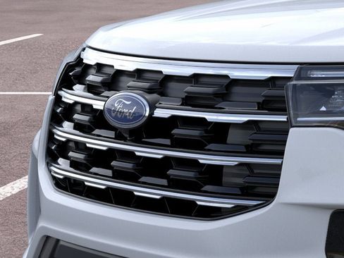 New 2026 Ford Explorer Active w/ Active Comfort Package AWD/4WD image 17
