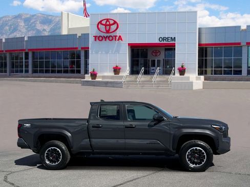 New 2026 Toyota Tacoma TRD Off-Road AWD/4WD image 3