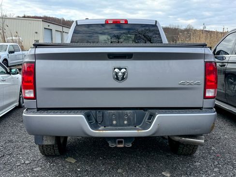 Used 2019 RAM 1500 Express w/ Express Value Package image 12