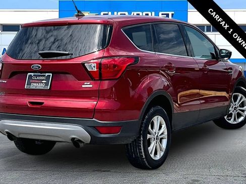 Used 2019 Ford Escape SE FWD image 19