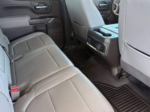 Used 2022 Chevrolet Silverado 1500 LTZ w/ LTZ Premium Package AWD/4WD image 23