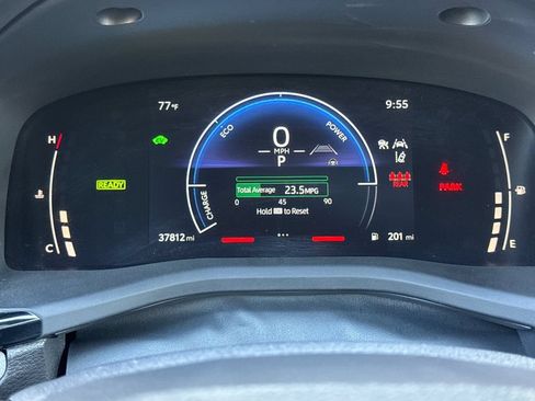 Used 2025 Toyota Camry SE w/ Convenience Package FWD image 34