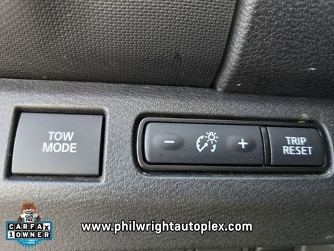 Used 2023 Nissan Frontier PRO-4X w/ Pro-4X Premium Package image 30