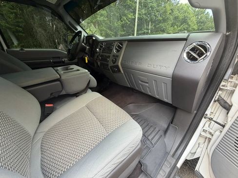 Used 2014 Ford F250 XLT AWD/4WD image 27