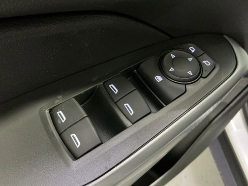 New 2026 Chevrolet Trax RS w/ Sunroof Package image 23