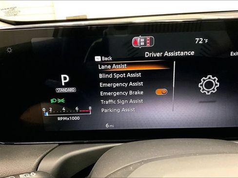 New 2026 Nissan Sentra SR w/ Floor Mat Package FWD image 30