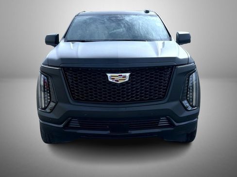 Certified 2025 Cadillac Escalade ESV Sport w/ Touring Package image 2