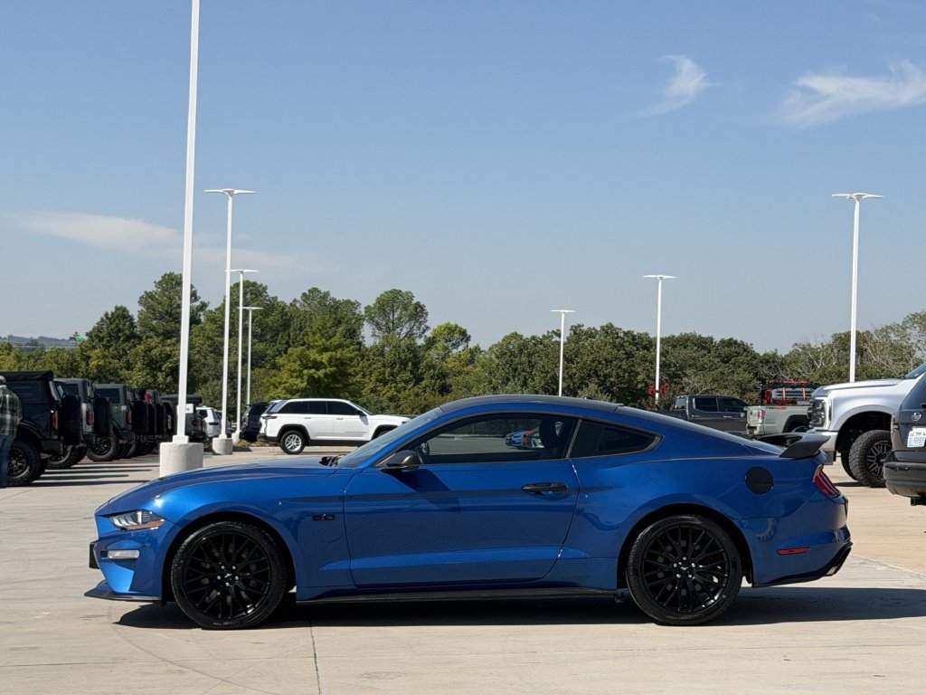 Used 2018 Ford Mustang GT Premium w/ GT Performance Package RWD image 3