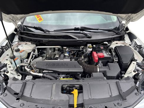 Used 2024 Nissan Rogue S AWD/4WD image 20