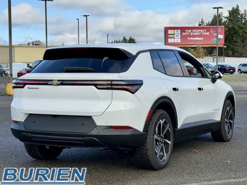 New 2026 Chevrolet Equinox EV LT image 5