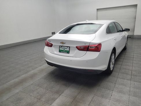Used 2025 Chevrolet Malibu LT FWD image 9
