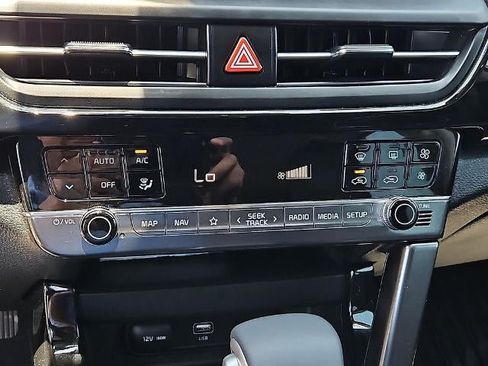 Used 2025 Kia Seltos S FWD image 27