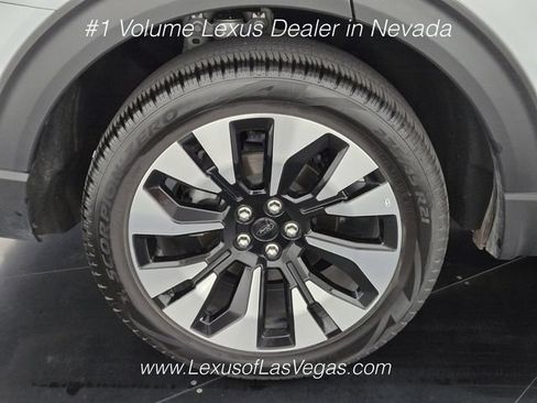 Used 2025 Ford Explorer Platinum w/ LUX Leather Package AWD/4WD image 10