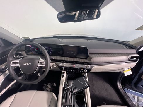 New 2025 Kia Telluride EX w/ EX Captain's Chair Package image 31