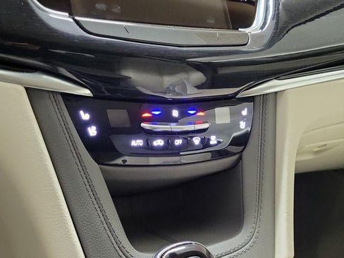 Certified 2024 Cadillac XT6 Premium Luxury FWD image 31
