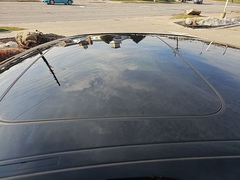 Used 2018 BMW 530i xDrive w/ Premium Package image 10