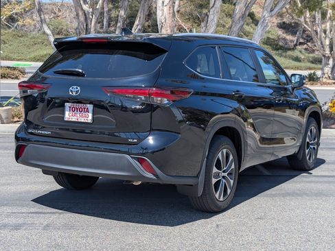 Used 2026 Toyota Highlander XLE AWD/4WD image 14