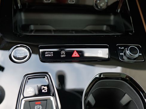 New 2025 Audi A5 2.0T Premium image 18