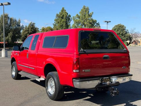 Used 2000 Ford F250 4x4 SuperCab Super Duty image 3