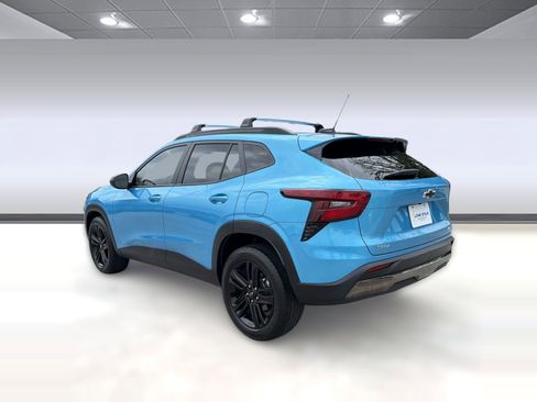 Certified 2025 Chevrolet Trax ACTIV w/ Driver Confidence Package FWD image 3