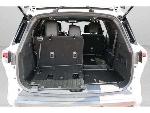 Used 2025 Nissan Pathfinder Rock Creek AWD/4WD image 12