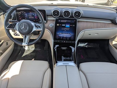 Used 2025 Mercedes-Benz C 300 Sedan image 15