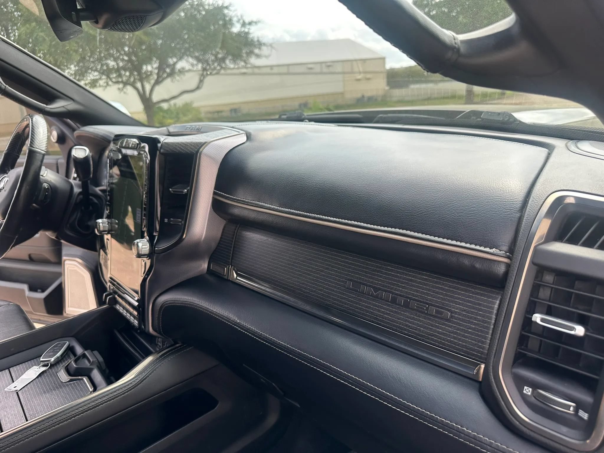 Used 2019 RAM 3500 Limited AWD/4WD image 29