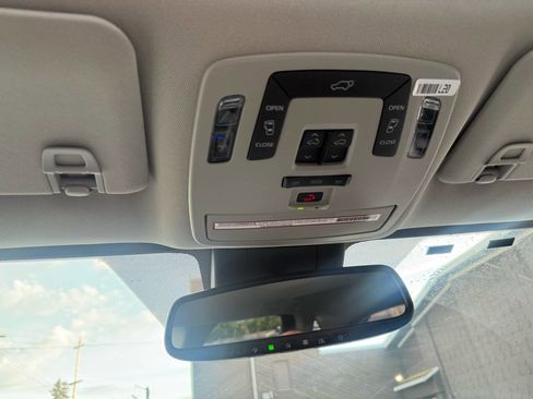 Used 2021 Toyota Sienna XLE w/ XLE Plus Package AWD/4WD image 52