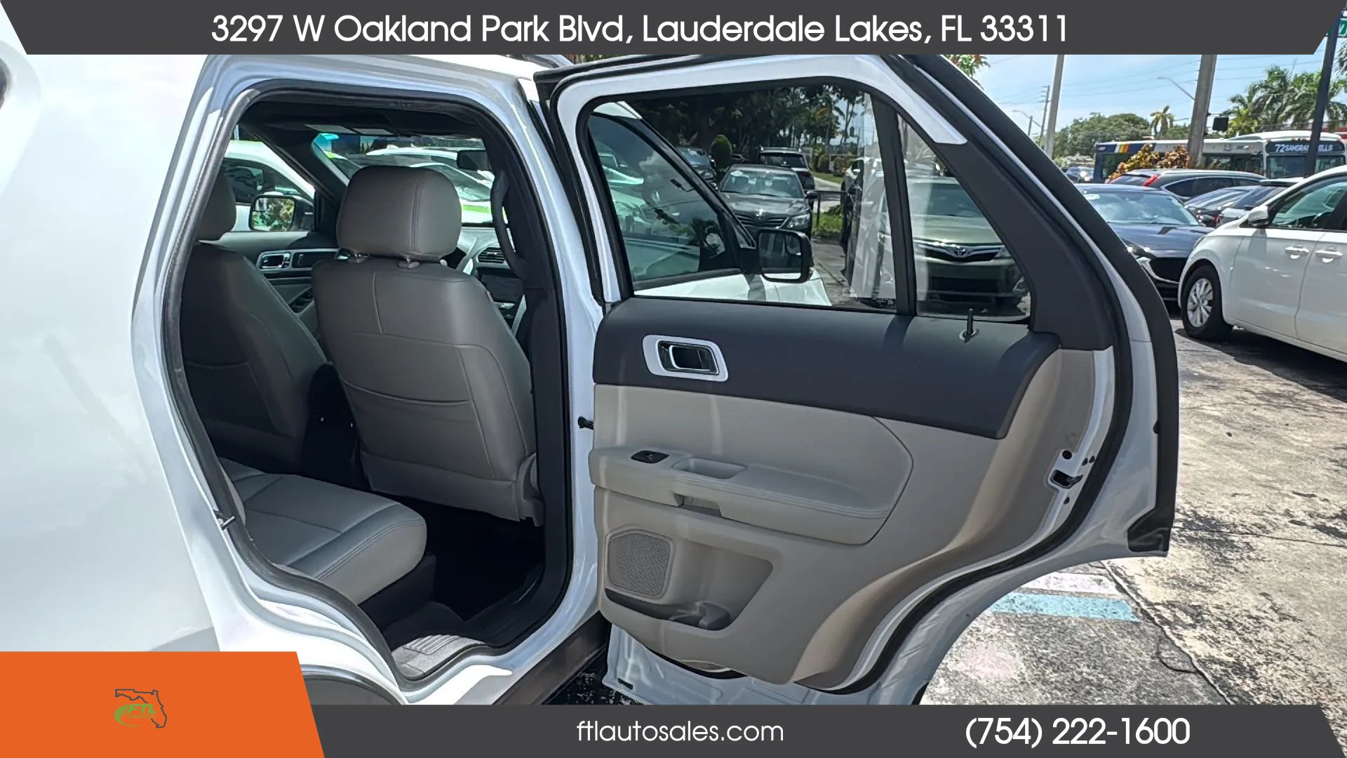 Used 2015 Ford Explorer XLT w/ Equipment Group 201B FWD image 30