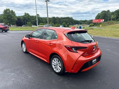 Used 2024 Toyota Corolla SE FWD image 7