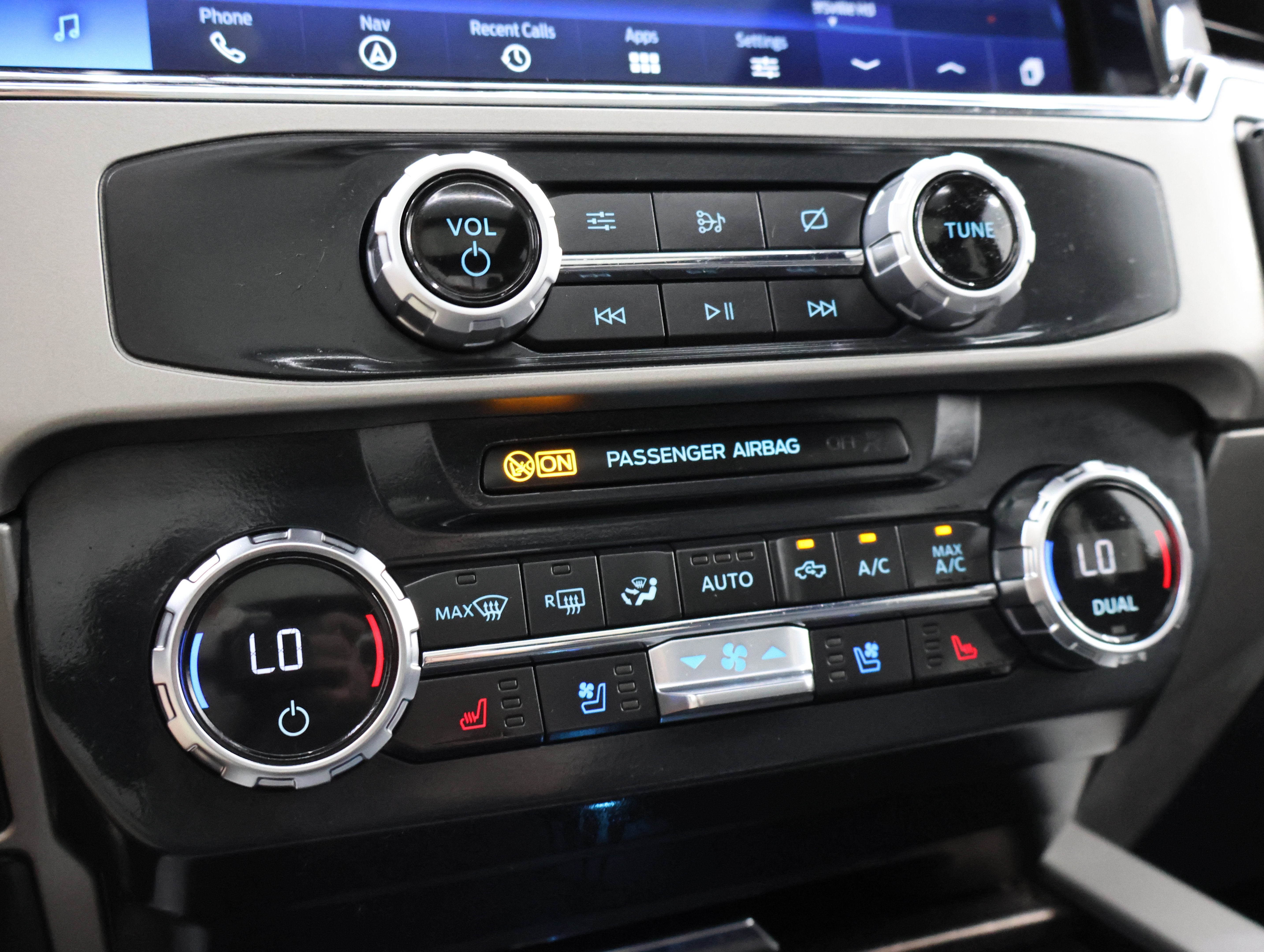 Used 2022 Ford F250 Lariat w/ Tremor Off-Road Package AWD/4WD image 53