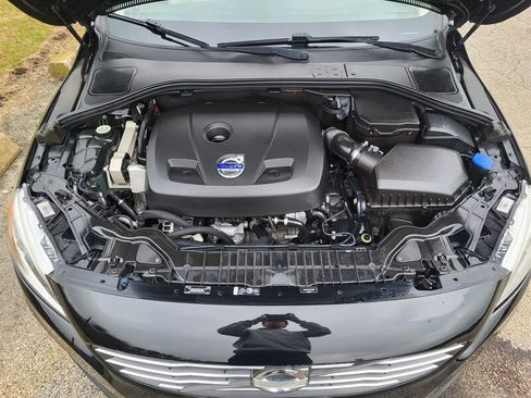 Used 2015 Volvo S60 T5 Premier image 28