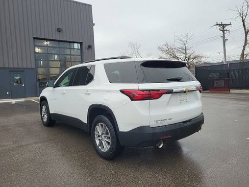 Used 2023 Chevrolet Traverse LT image 5
