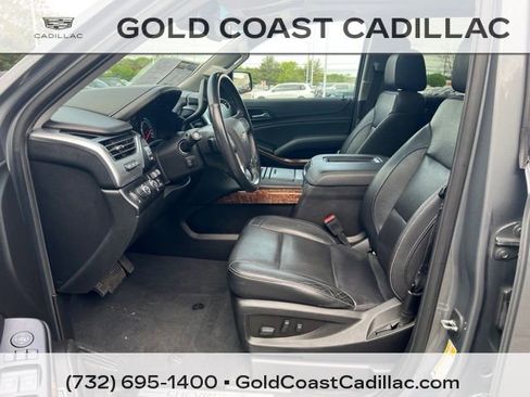 Used 2019 Chevrolet Suburban Premier AWD/4WD image 16