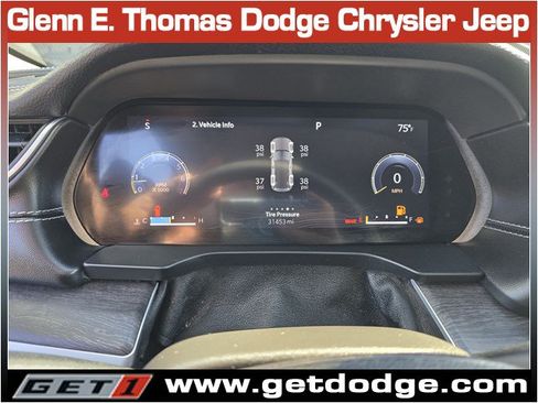 Certified 2023 Jeep Grand Cherokee Limited w/ Luxury Tech Group II AWD/4WD image 15