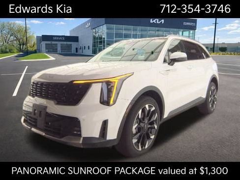 Used 2025 Kia Sorento EX w/ Panoramic Sunroof Package AWD/4WD image 1