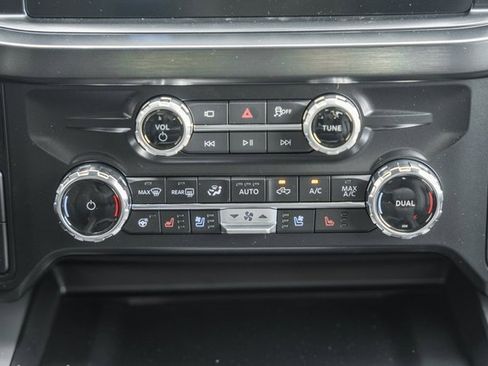 New 2026 Ford F350 Lariat w/ FX4 Off-Road Package image 28