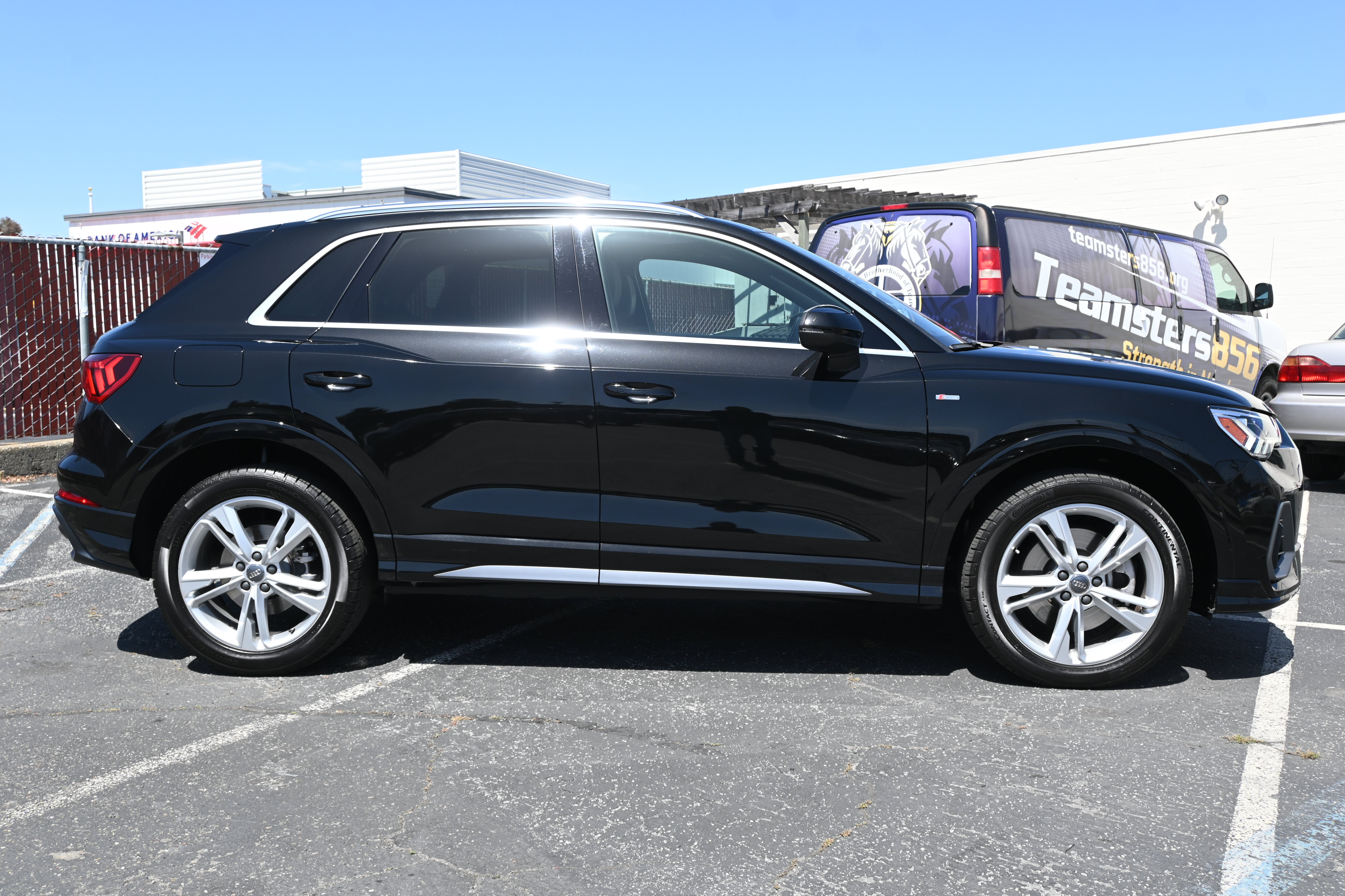 Used 2020 Audi Q3 2.0T Premium Plus w/ Premium Plus Package AWD/4WD image 6