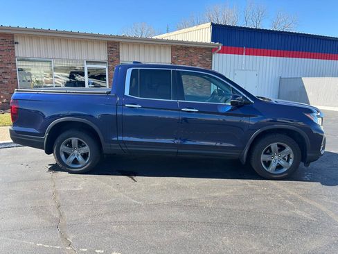 Used 2023 Honda Ridgeline RTL-E image 2
