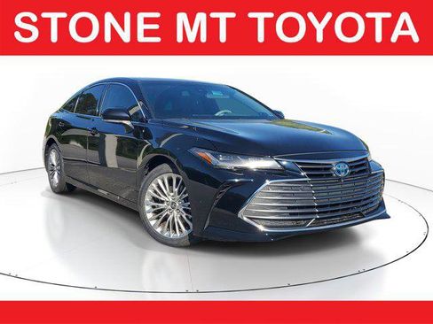 Certified 2022 Toyota Avalon Limited FWD image 1
