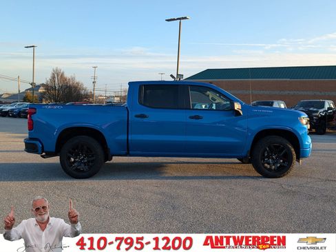 Certified 2025 Chevrolet Silverado 1500 Custom image 2