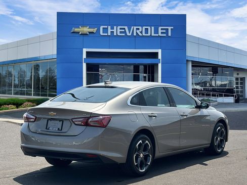 Certified 2022 Chevrolet Malibu LT FWD image 5