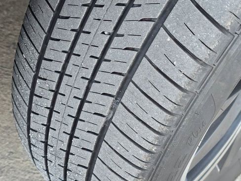 Used 2019 Volkswagen Tiguan SEL image 15