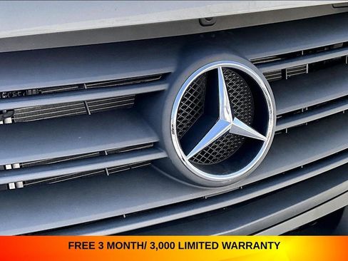 Used 2024 Mercedes-Benz Sprinter 2500 w/ Acoustic Package image 26